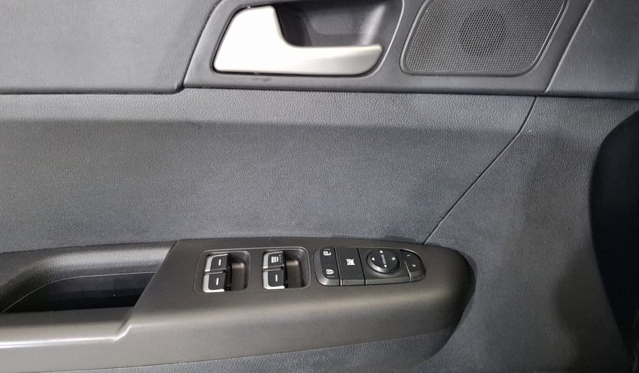 Kia Sportage 2.0 LX AUTO Suv 2020