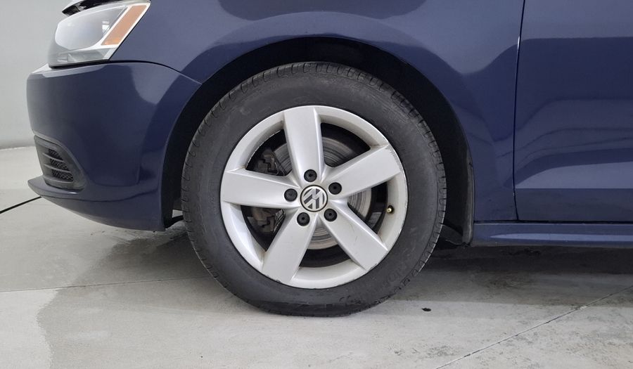 Volkswagen Jetta 2.5 STYLE ACTIVE TIPTRONIC Sedan 2013