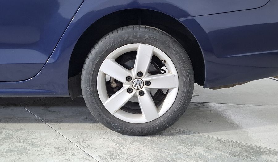 Volkswagen Jetta 2.5 STYLE ACTIVE TIPTRONIC Sedan 2013