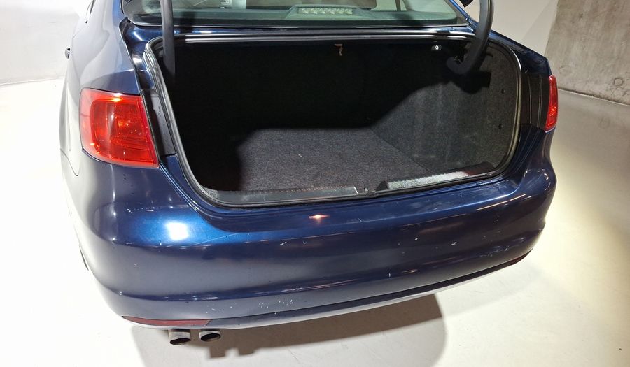 Volkswagen Jetta 2.5 STYLE ACTIVE TIPTRONIC Sedan 2013