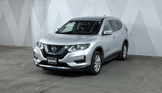 Nissan • X-Trail