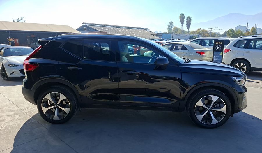 Volvo Xc40 2.0 B4 MHEV PLUS AUTO Suv 2024