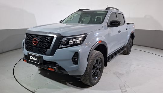 Nissan • Frontier