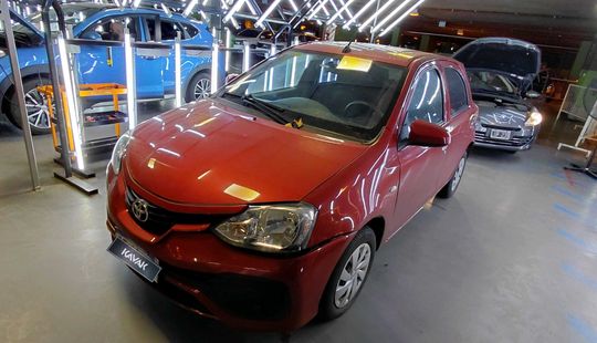 Toyota • Etios