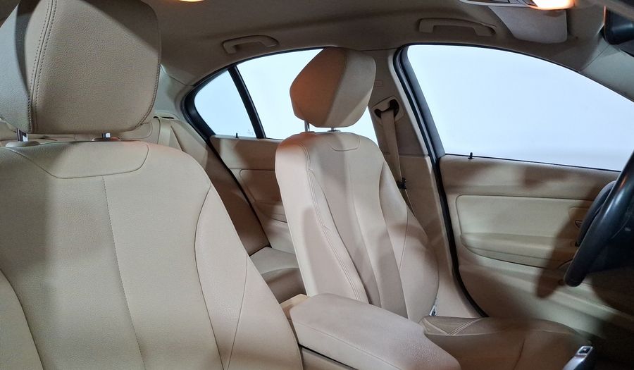 Bmw Serie 3 2.0 320IA AUTO Sedan 2017