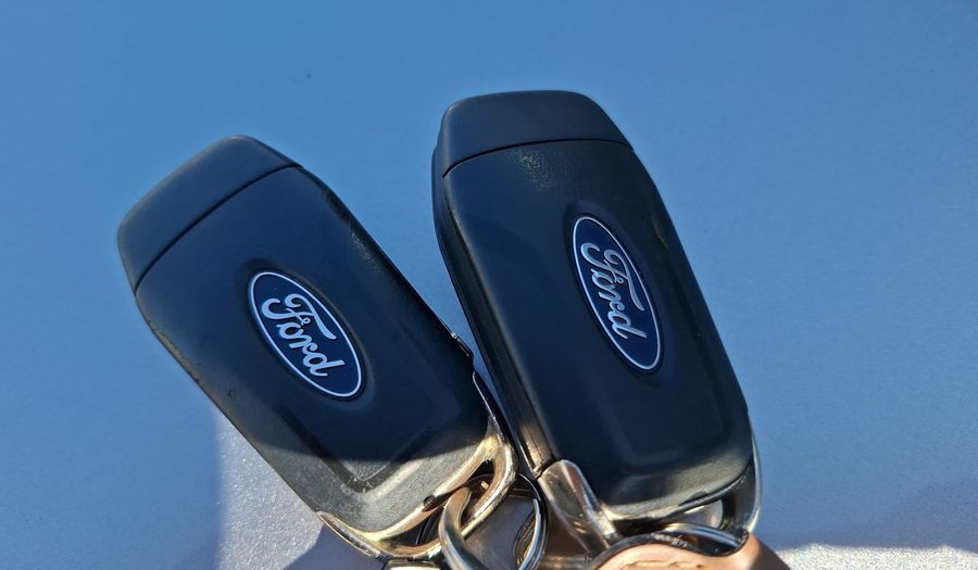 Ford F-150 3.3 XLT AUTO DOUBLE CAB Pickup 2021