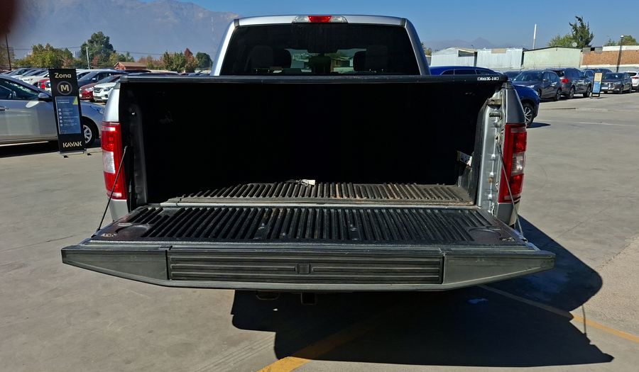 Ford F-150 3.3 XLT AUTO DOUBLE CAB Pickup 2021