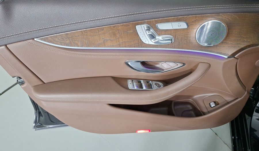 Mercedes Benz Clase E 3.5 400 EXCLUSIVE AUTO 4WD Sedan 2018