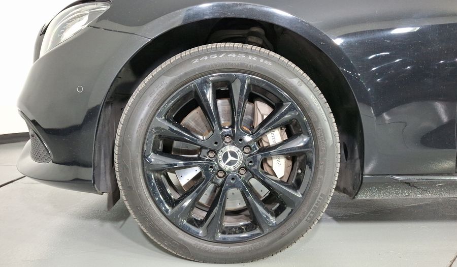 Mercedes Benz Clase E 3.5 400 EXCLUSIVE AUTO 4WD Sedan 2018