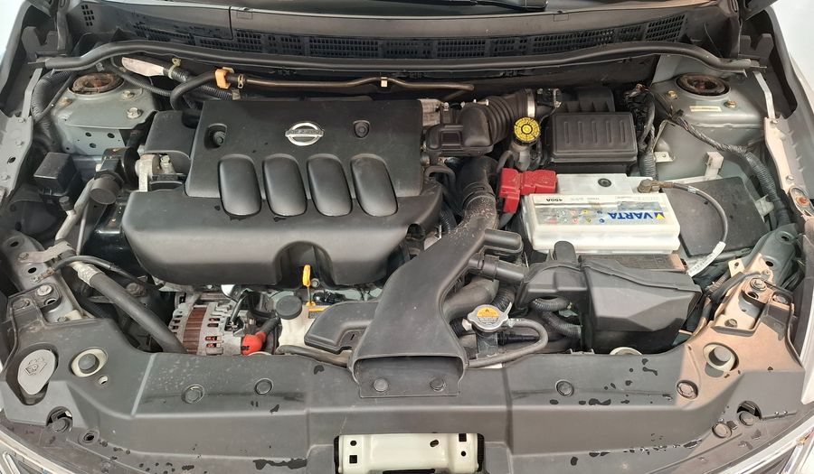 Nissan Tiida 1.8 ACENTA Hatchback 2013