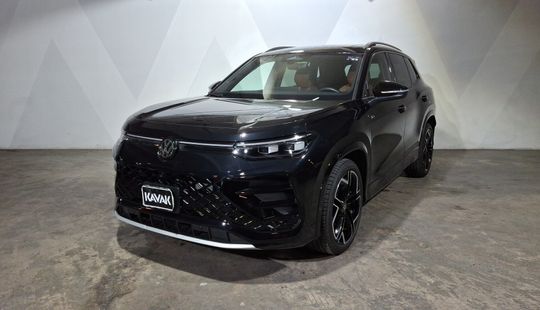 Volkswagen • Tiguan