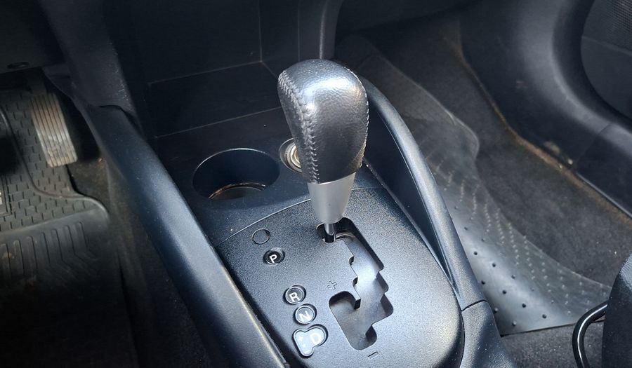 Mitsubishi Outlander 2.4 GLX CVT 4WD Suv 2014