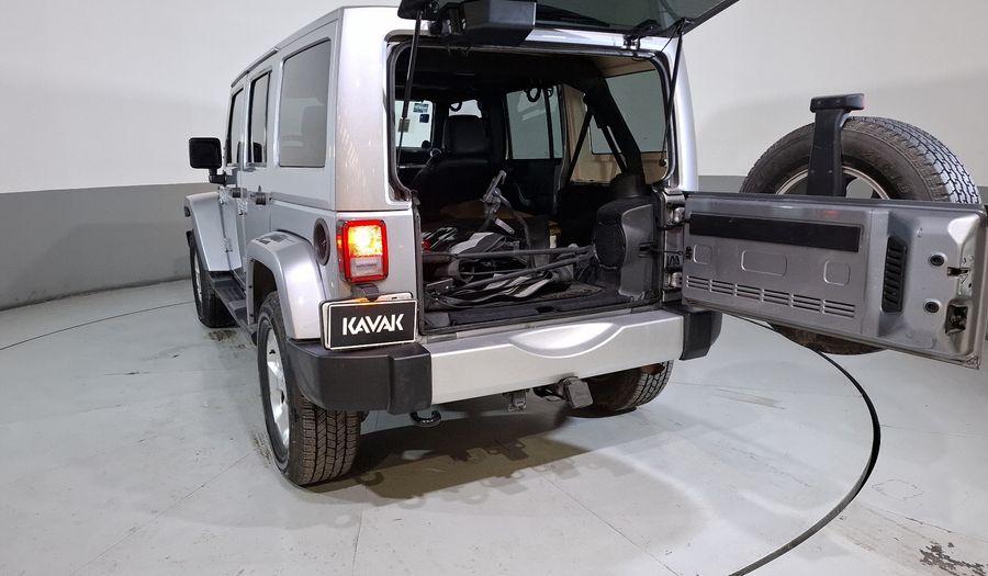 Jeep Wrangler 3.6 UNLIMITED SAHARA 4WD AUTO Suv 2014