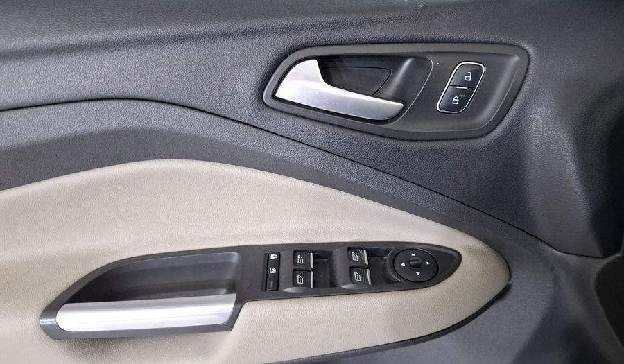 Ford Escape 2.5 TREND AT Suv 2017