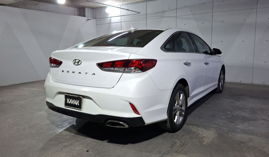 Hyundai Sonata 2.4 PREMIUM AUTO Sedan 2018