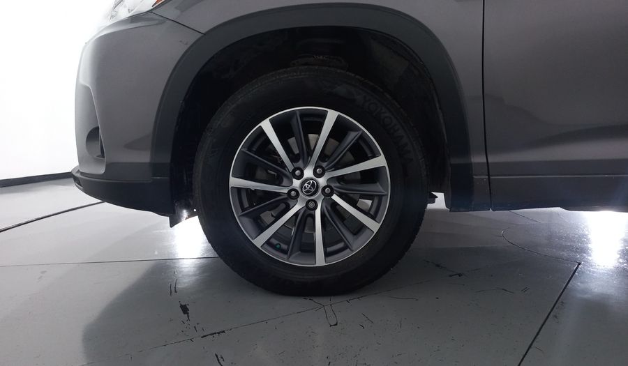 Toyota Highlander 3.5 XLE Suv 2017