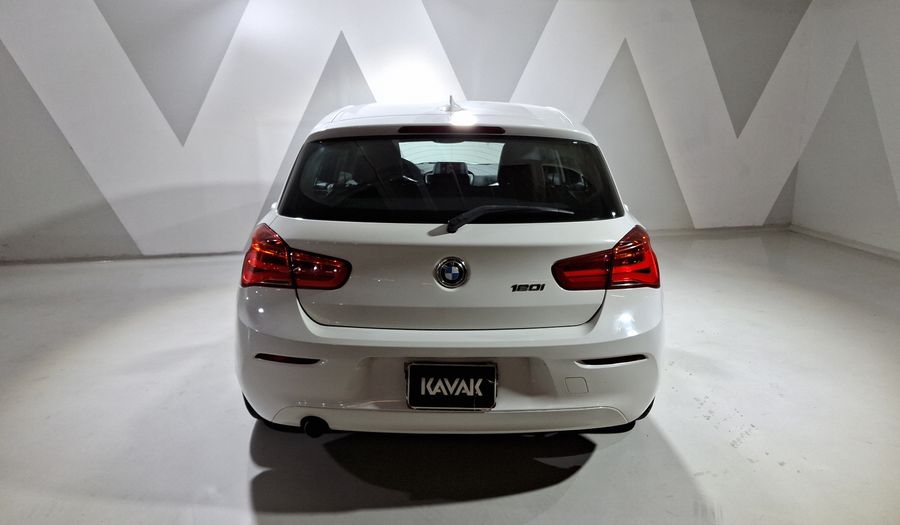 Bmw Serie 1 1.6 120IA Hatchback 2016