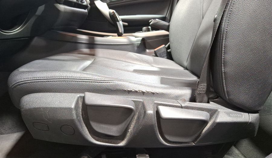 Bmw Serie 1 1.6 120IA Hatchback 2016