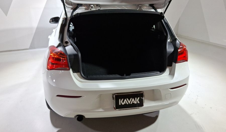 Bmw Serie 1 1.6 120IA Hatchback 2016