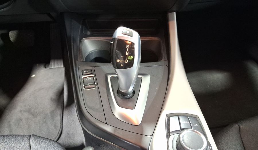 Bmw Serie 1 1.6 120IA Hatchback 2016