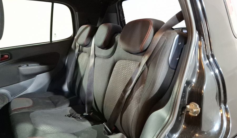 Fiat Uno 1.4 SPORTING Hatchback 2018