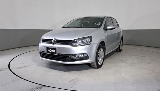 Volkswagen • Polo