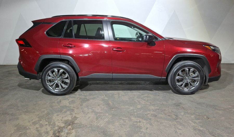 Toyota Rav4 2.5 XLE AUTO Suv 2023