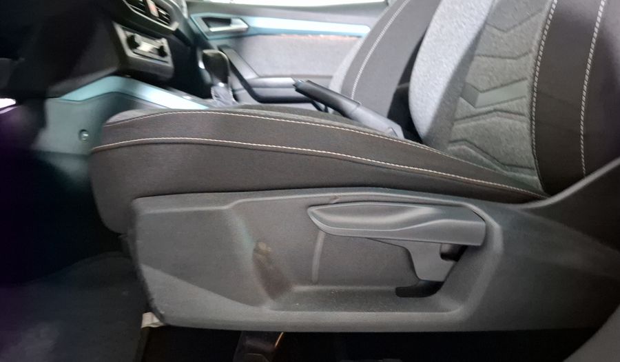 Seat Arona 1.6 XPERIENCE AUTO Suv 2024