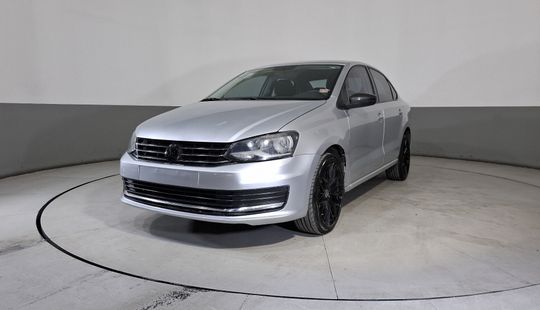 Volkswagen • Vento