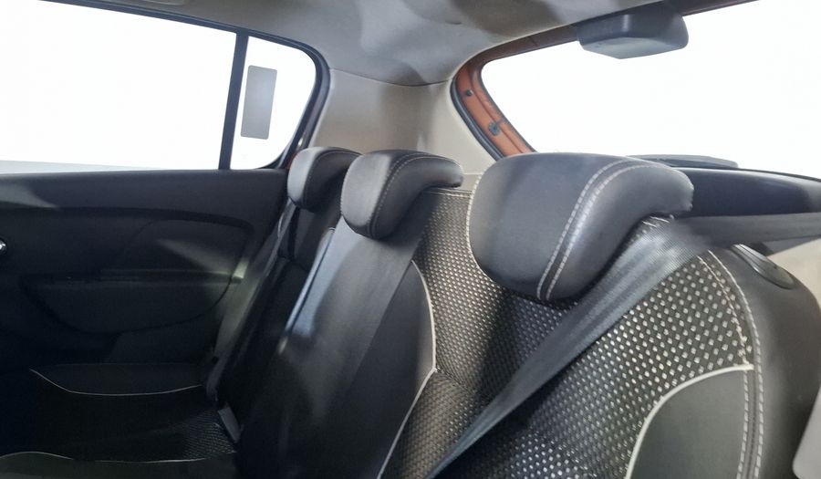 Renault Stepway 1.6 DYNAMIQUE MT Hatchback 2016