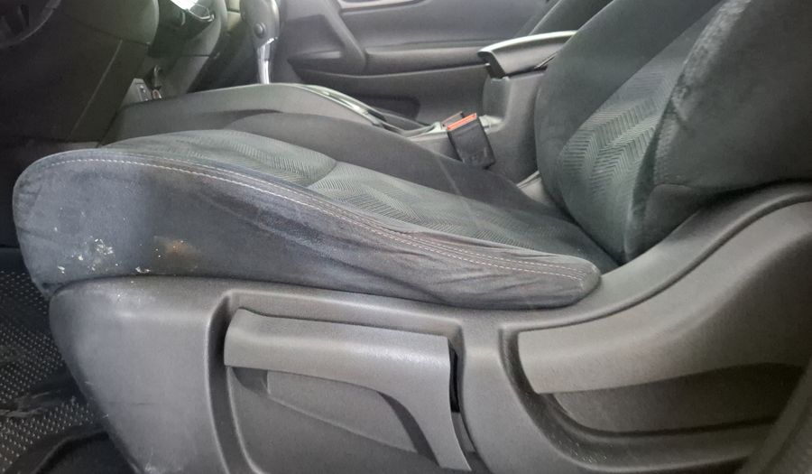 Nissan X-trail 2.5 SENSE 2 ROW CVT Suv 2015