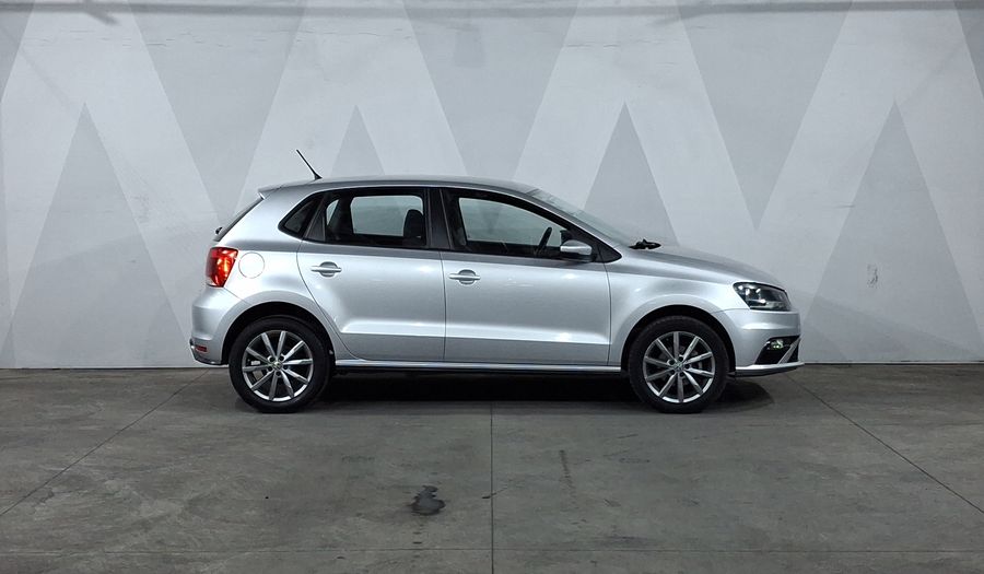 Volkswagen Polo 1.6 COMFORTLINE PLUS Hatchback 2021