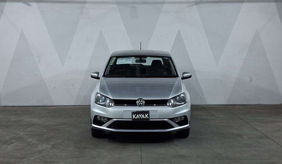 Volkswagen Polo 1.6 COMFORTLINE PLUS Hatchback 2021