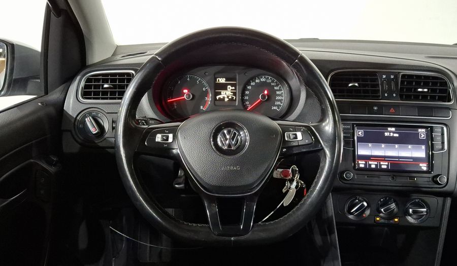 Volkswagen Polo 1.6 COMFORTLINE PLUS Hatchback 2021