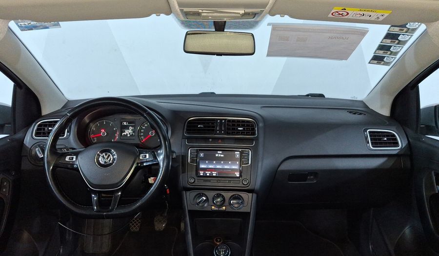 Volkswagen Polo 1.6 COMFORTLINE PLUS Hatchback 2021