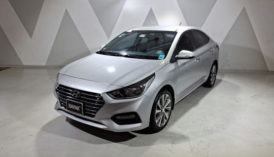 Hyundai • Accent