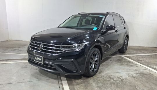 Volkswagen • Tiguan