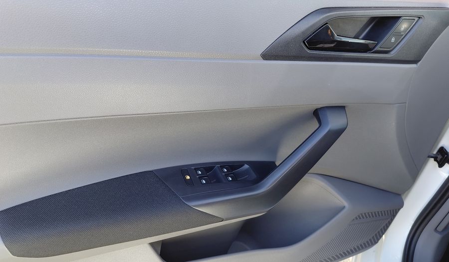 Volkswagen Polo 1.6 MSI TRENDLINE Hatchback 2018