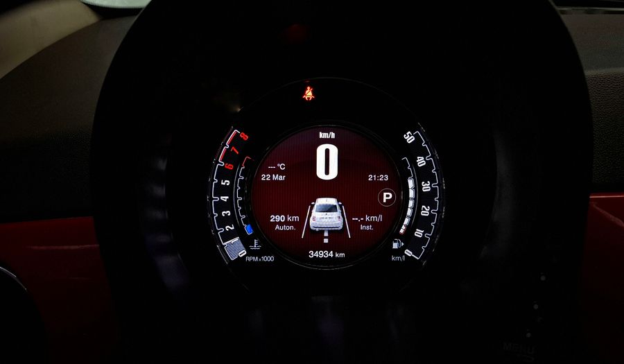 Fiat 500 1.4 16V LOUNGE AUTO Hatchback 2017