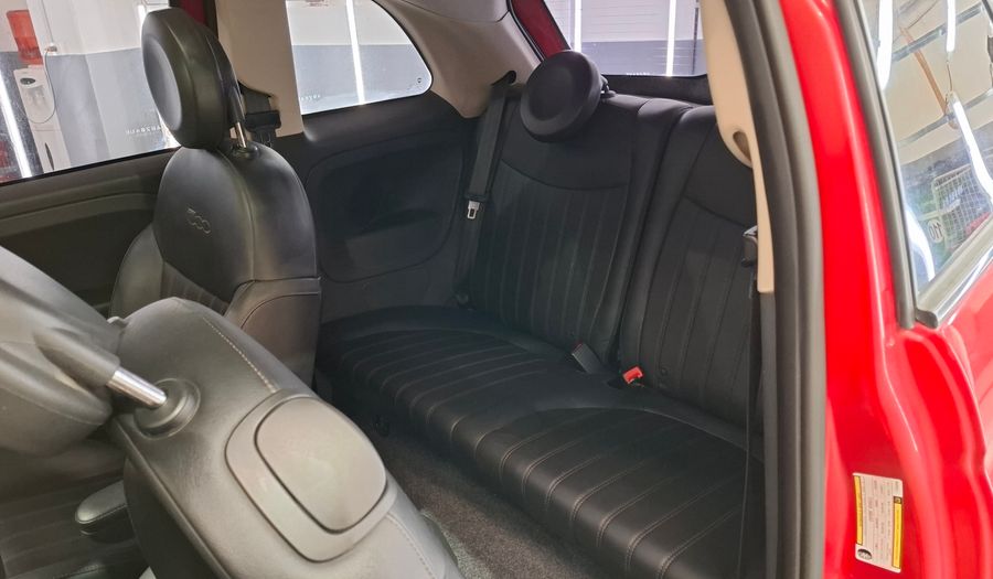 Fiat 500 1.4 16V LOUNGE AUTO Hatchback 2017