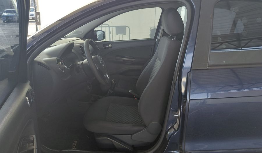 Volkswagen Gol Trend 1.6 HIGHLINE Hatchback 2015