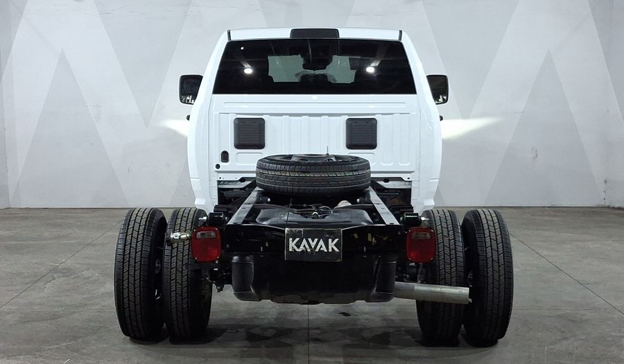 Ram 4000 6.4 CREW CAB CHASIS 4WD V8 8AT AUTO Pickup 2025