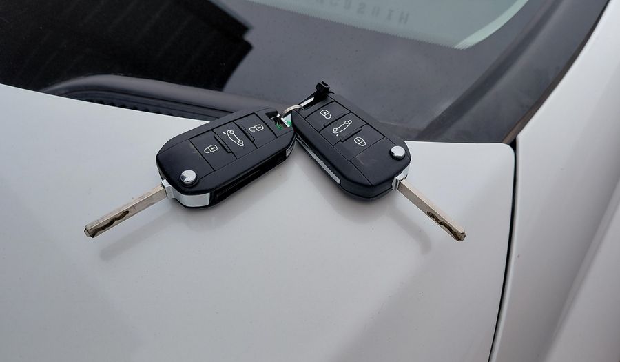 Citroen C4 Lounge 1.6 HDI FEEL PACK AM19 Sedan 2018