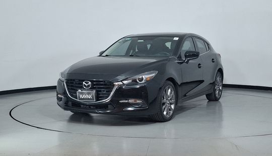 Mazda • Mazda 3