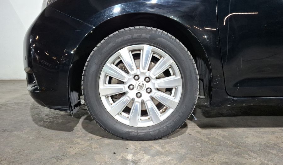 Toyota Sienna 3.5 LIMITED AT Minivan 2017