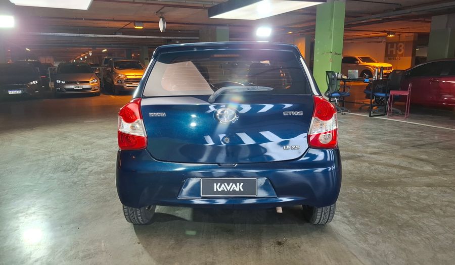 Toyota Etios 1.5 XS Hatchback 2015