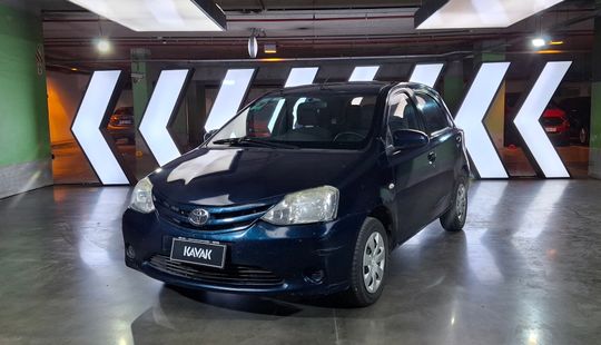 Toyota • Etios