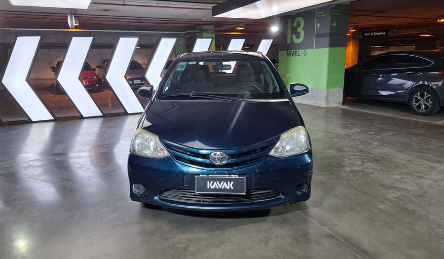 Toyota Etios 1.5 XS Hatchback 2015
