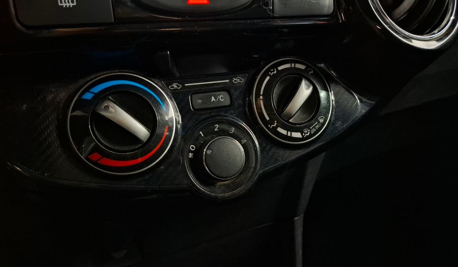 Toyota Etios 1.5 XS Hatchback 2015