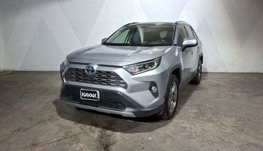 Toyota • RAV4